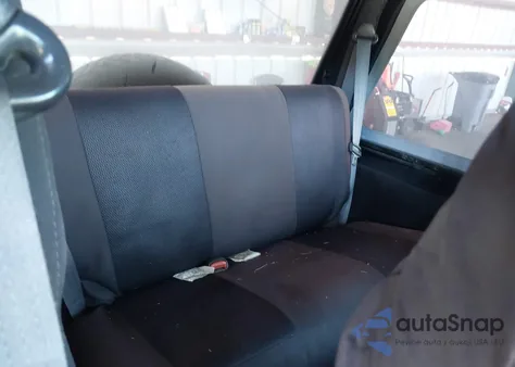 1999 Jeep Wrangler Sport z USA, uszkodzony, nr VIN 1J4FY19S0XP436887